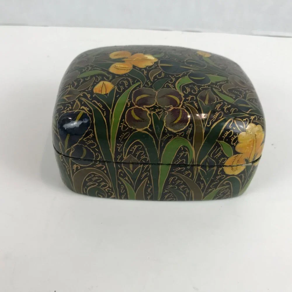 Black with floral Lacquer trinket box